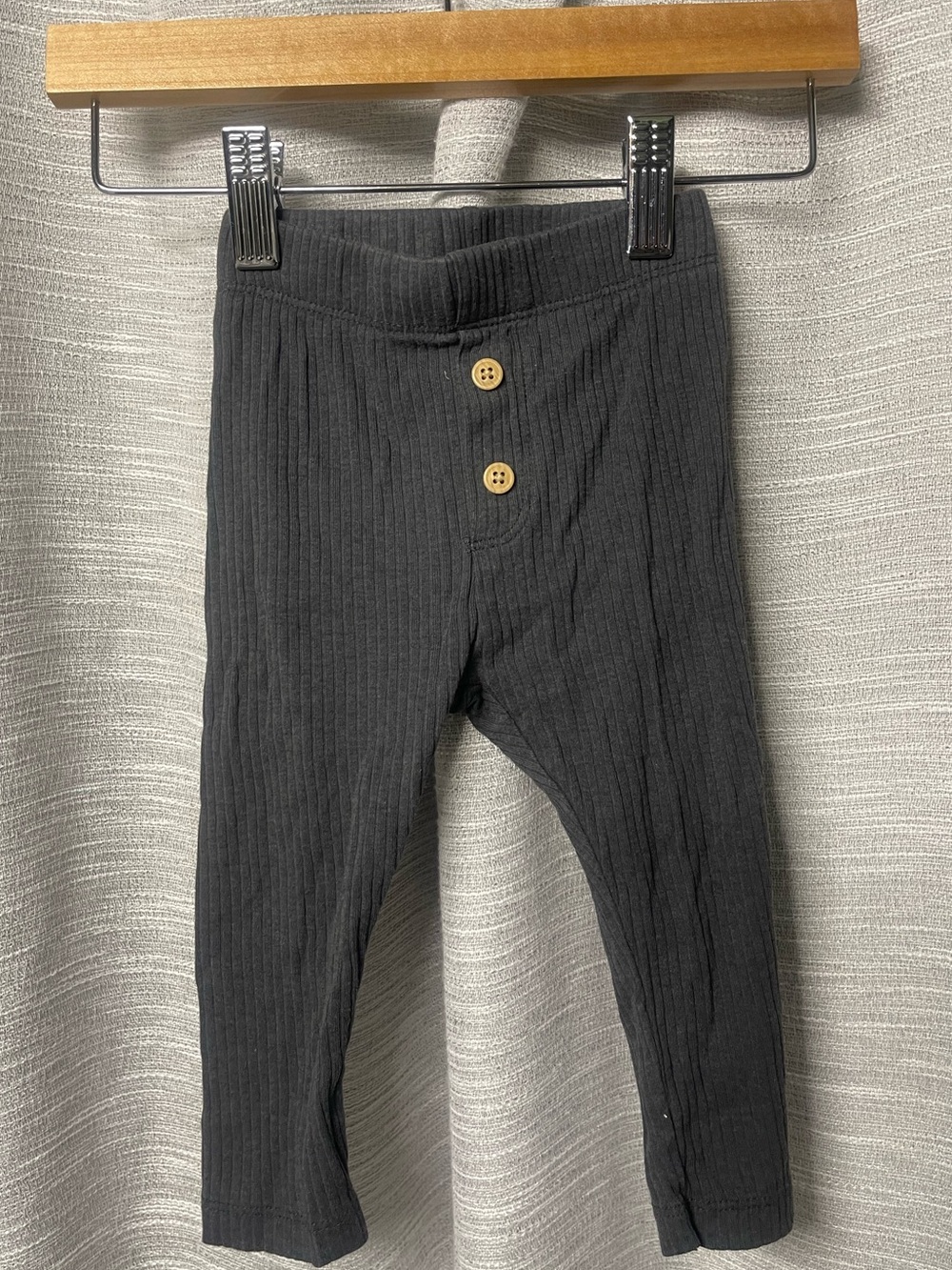 Cat & Jack Black Ribbed Kids Leggings with Button Detail